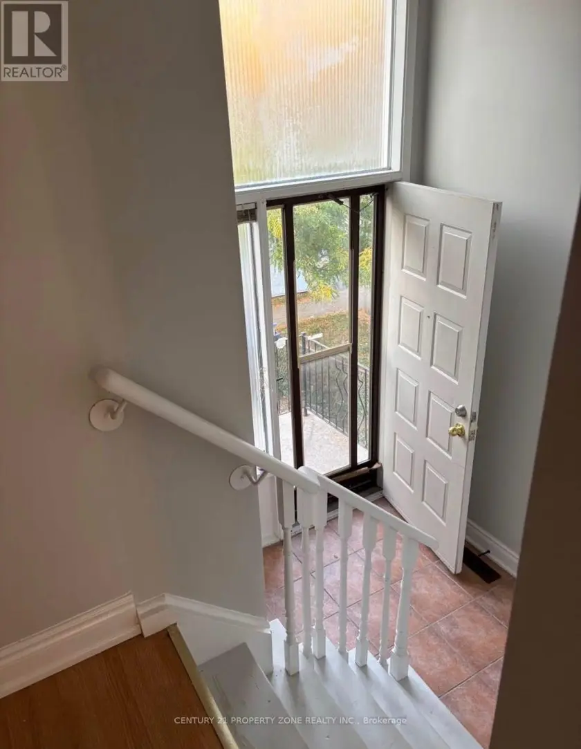 Detached at 10 MARTINDALE CRESCENT, Brampton
