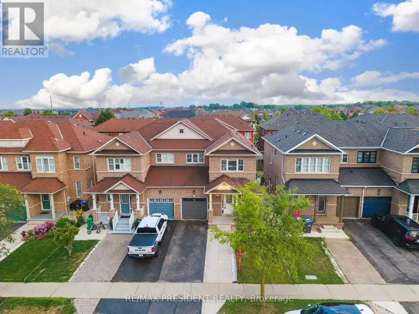Semi-Detached/Link at 29 PRUDHOMME DRIVE, Brampton