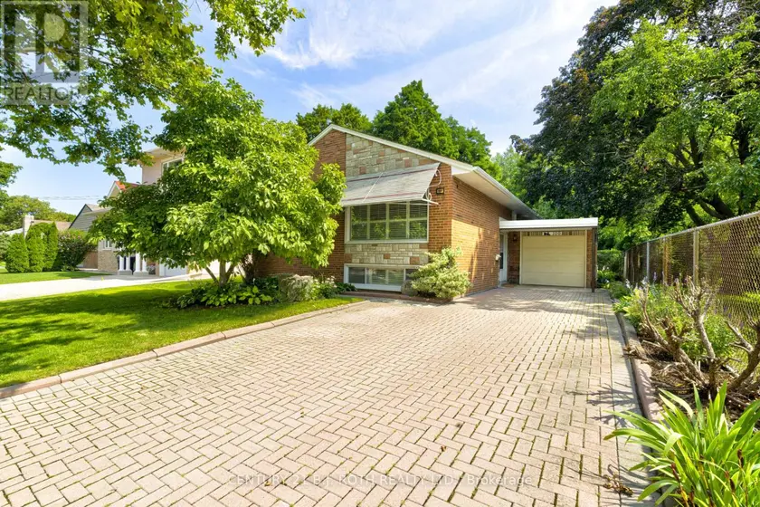 Detached at 109 WINCOTT DRIVE, Toronto