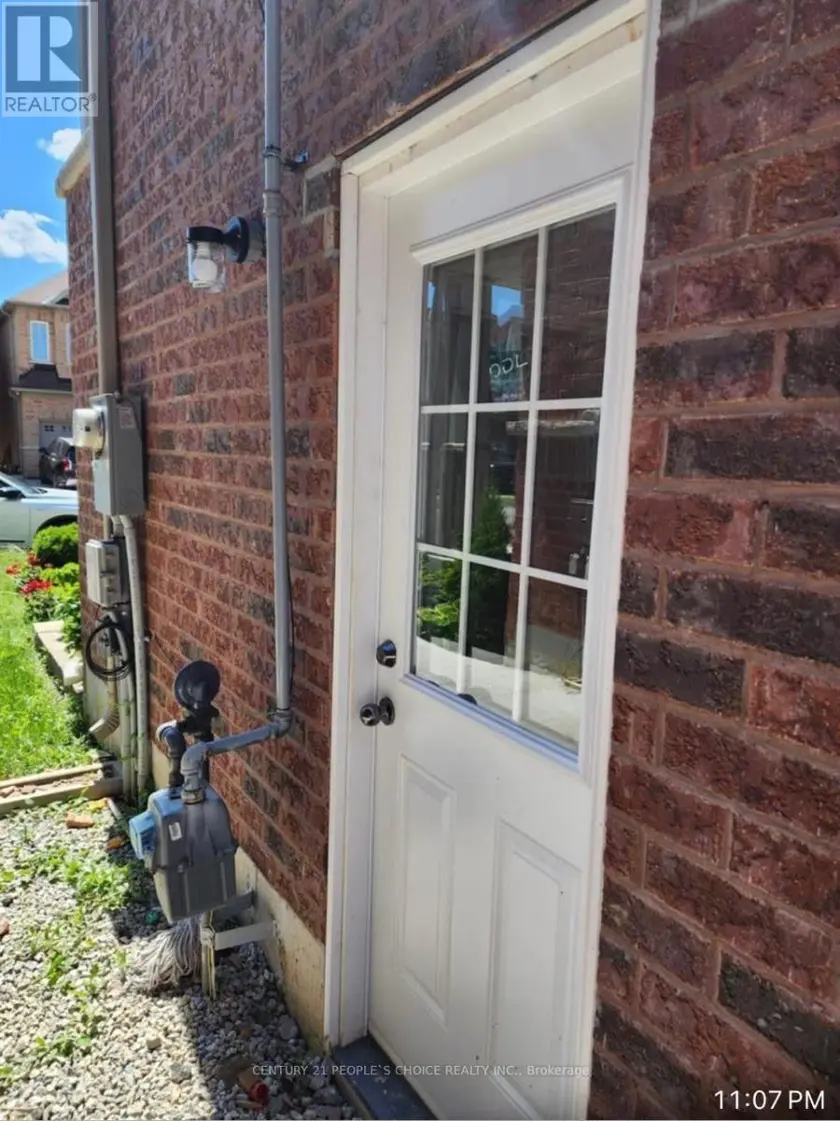 Detached at BSMT - 7 HUMBERSTONE CRESCENT, Brampton