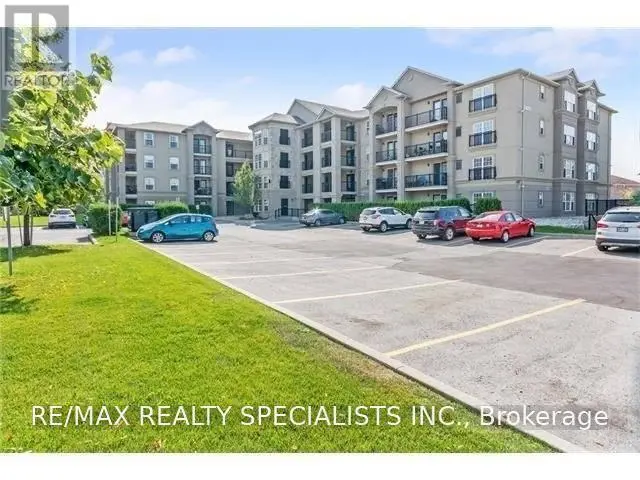 Apartment at 405 - 1487 MAPLE AVENUE, Milton
