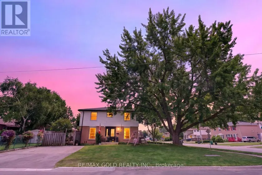 Semi-Detached/Link at 92 CATHCART CRESCENT, Brampton