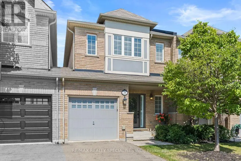 Townhouse at 28 CHETHOLME PLACE, Halton Hills