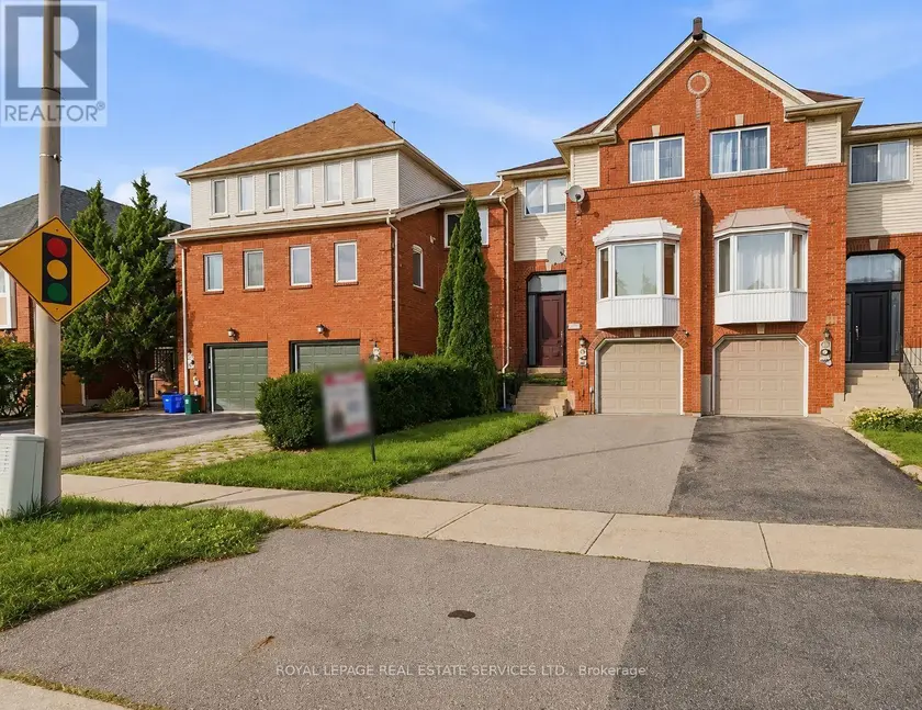 Townhouse at 1199 LEEWOOD DRIVE, Oakville