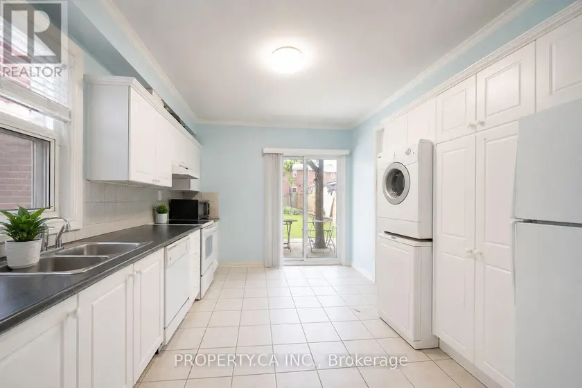 Detached at 1 - 107 RUNNYMEDE ROAD, Toronto