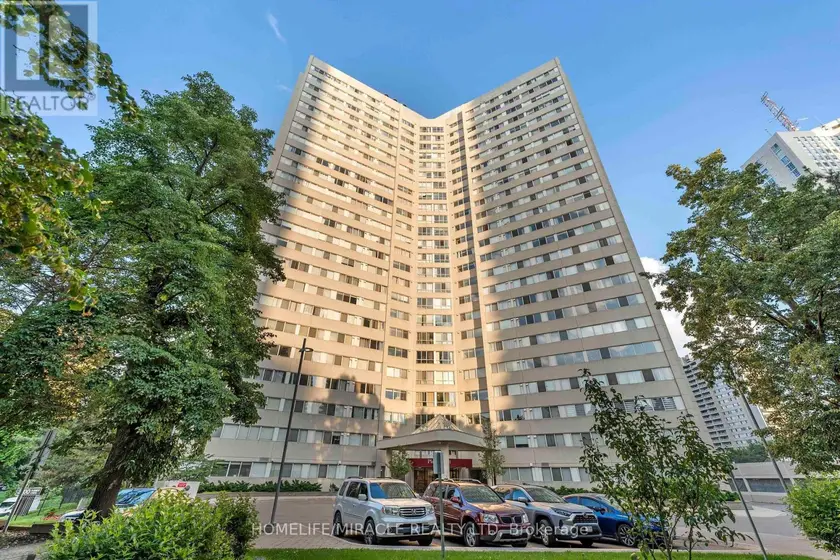 Apartment at 202 - 3700 KANEFF CRESCENT N, Mississauga