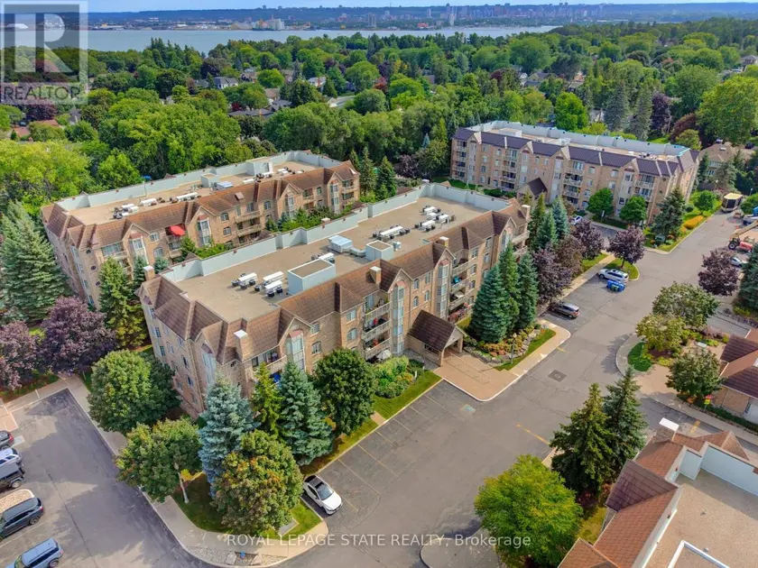 Apartment at 309 - 216D PLAINS ROAD WEST ROAD W, Burlington