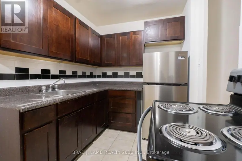 Apartment at 406 - 4 HILL HEIGHTS ROAD, Toronto
