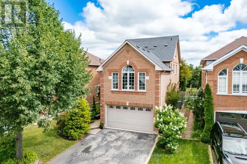 Detached at 23 SWANSEA MEADOWS DRIVE, Brampton