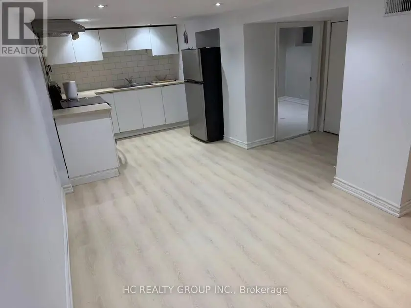 Detached at LOWER - 25 BEECHWOOD AVENUE, Toronto