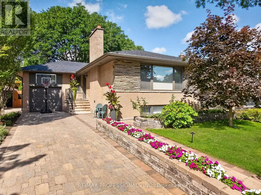 Detached at 57 MERRYGALE CRESCENT, Toronto