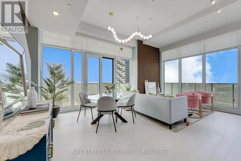 Apartment at 6013 - 3883 QUARTZ ROAD, Mississauga