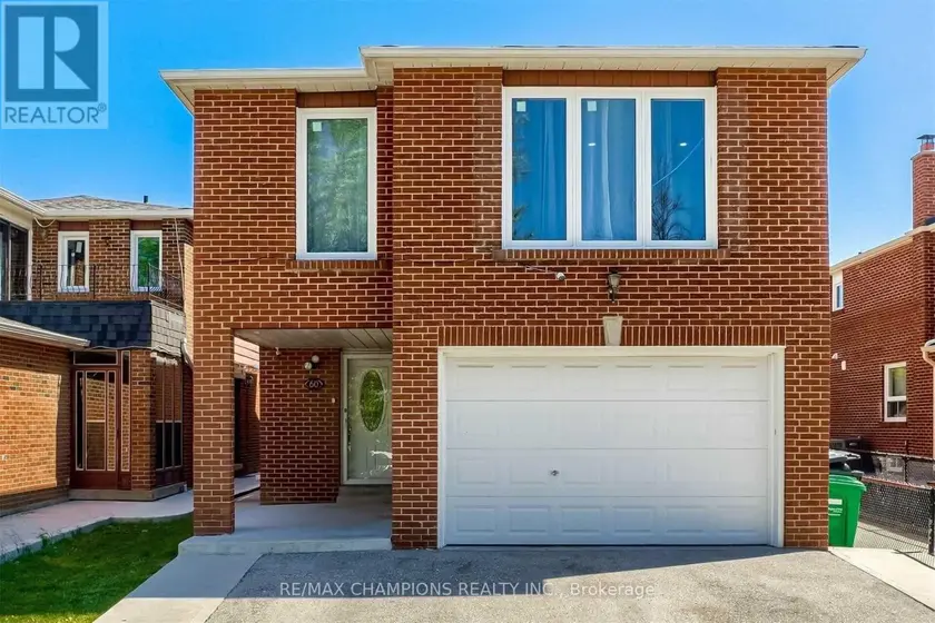 Detached at 60 BANTING CRESCENT, Brampton