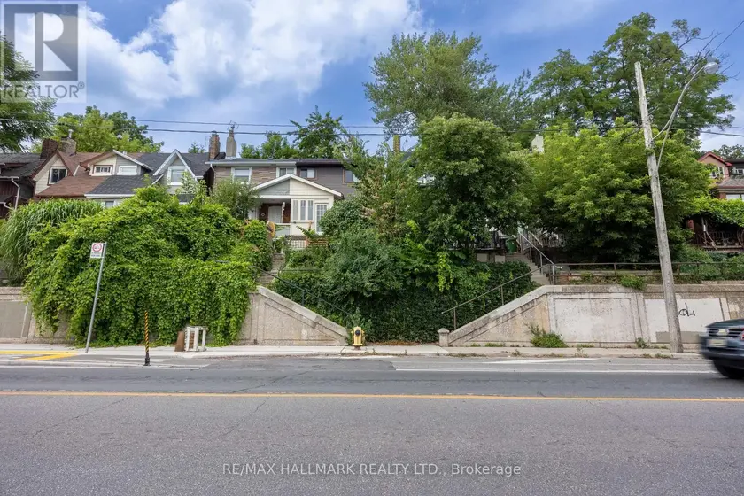 Semi-Detached/Link at UPPER - 1366 DAVENPORT ROAD, Toronto