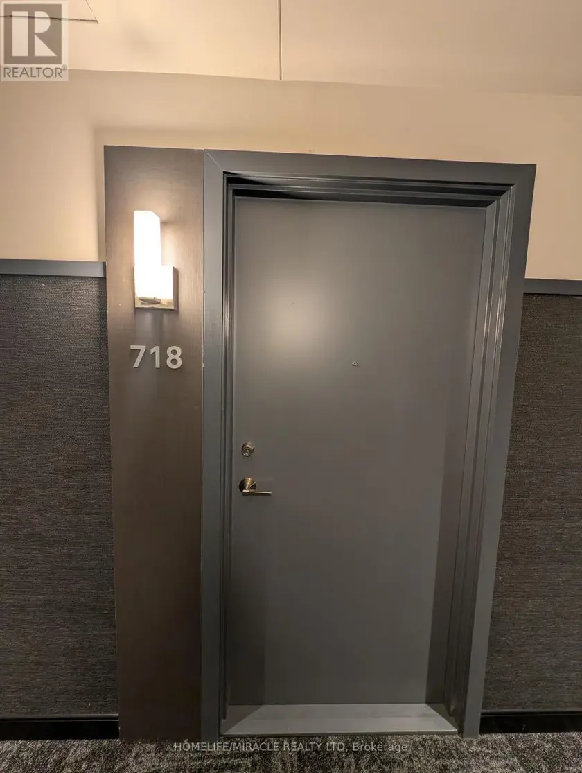 Apartment at 718 - 2485 EGLINTON AVENUE W, Mississauga