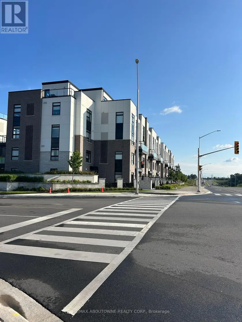 Townhouse at 106 - 1581 ROSE WAY, Milton