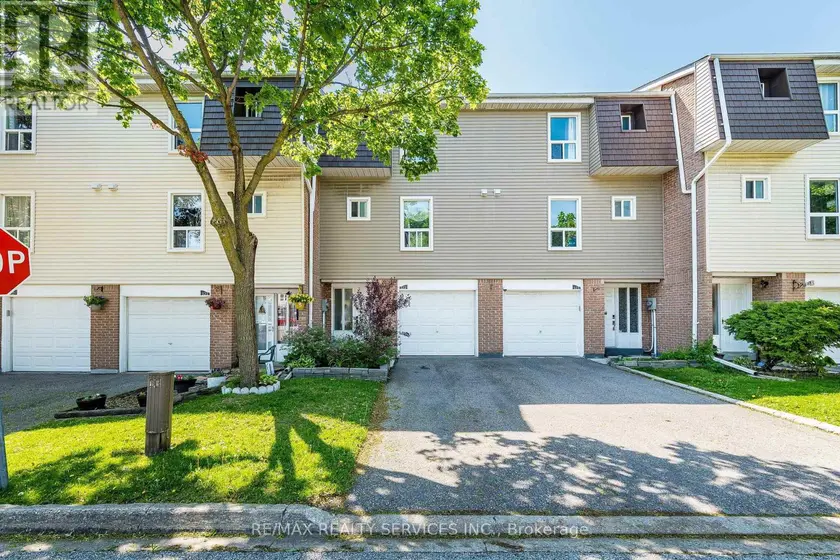 Townhouse at 122 - 122 ELLERSLIE ROAD, Brampton