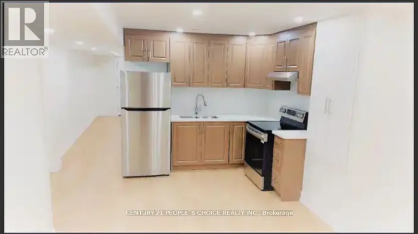 Detached at 2 - 3 ALDENHAM STREET, Brampton