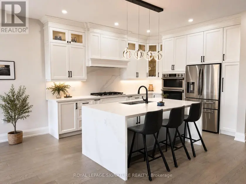 Semi-Detached/Link at 920 FOURTH STREET, Mississauga