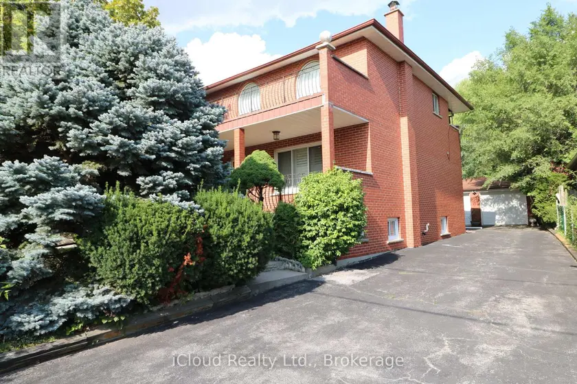 Detached at 9 BENALTO ROAD, Toronto