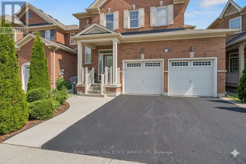 Detached at UNIT 2 - 12 LOCOMOTIVE CRESCENT, Brampton
