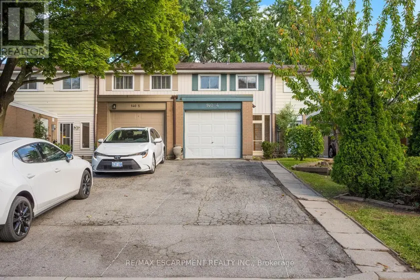 Townhouse at 4 - 140 RIPLEY COURT, Oakville