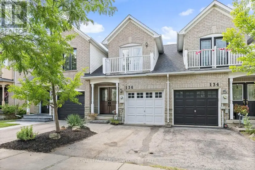 Townhouse at 136 DOMINION GARDENS DRIVE, Halton Hills