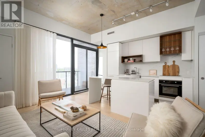 Apartment at 809 - 383 SORAUREN AVENUE, Toronto