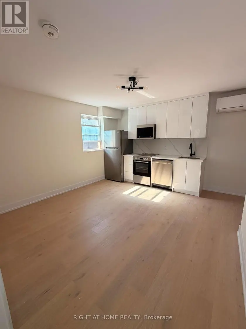 Multiplex at 201 - 3384 LAKE SHORE BOULEVARD W, Toronto