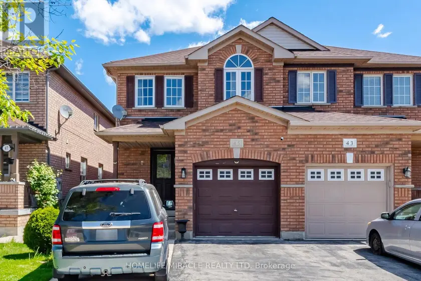 Semi-Detached/Link at 45 RIDGEFIELD COURT, Brampton