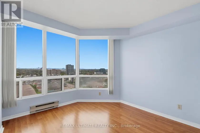 Apartment at 1614 - 115 HILLCREST AVENUE, Mississauga