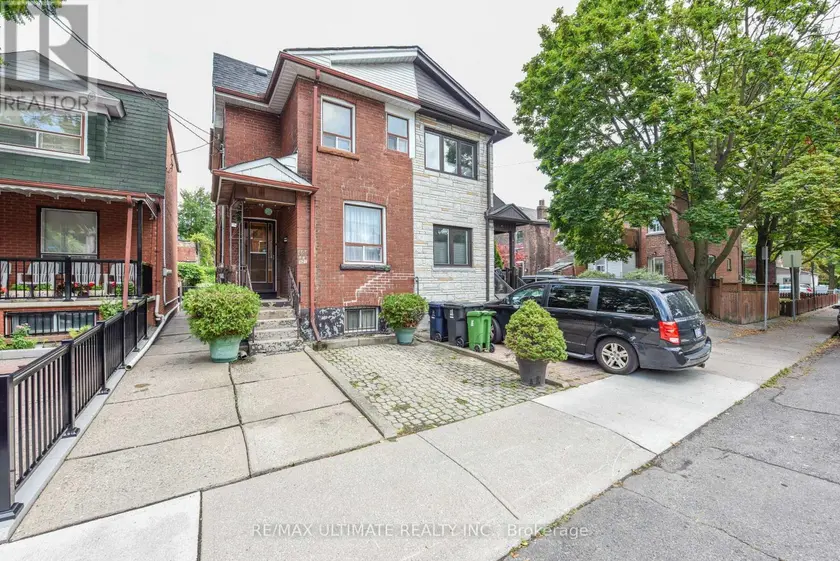 Semi-Detached/Link at 127 SALEM AVENUE, Toronto