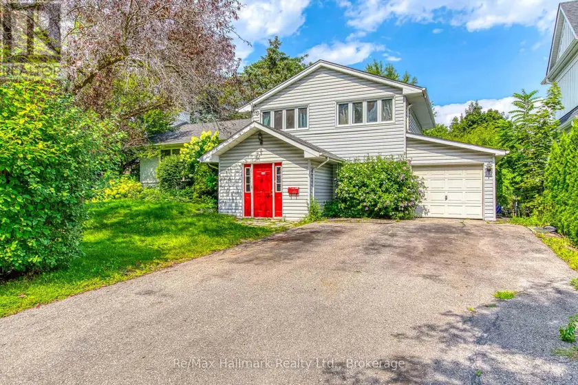 Detached at 235 TWEEDSDALE CRESCENT, Oakville