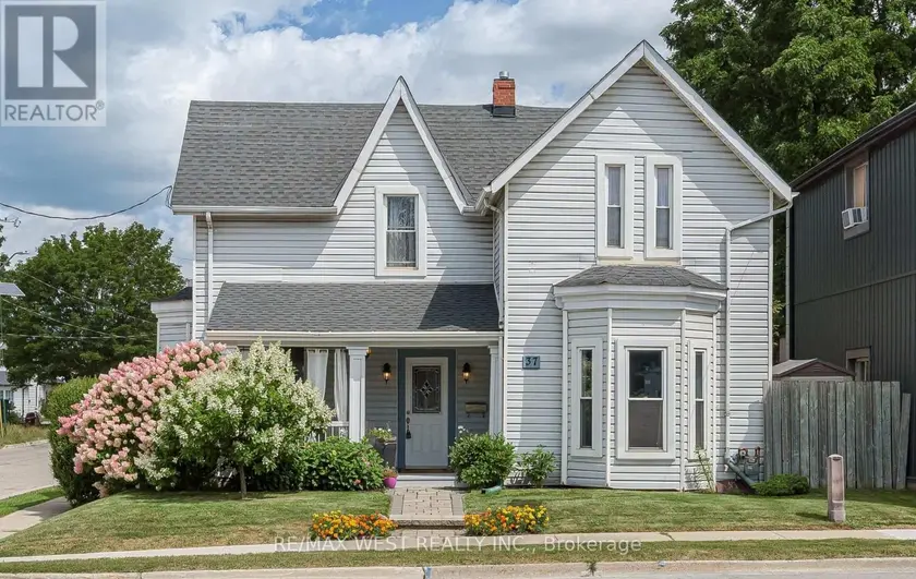 Detached at 37 MAIN STREET N, Halton Hills