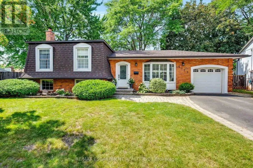 Detached at 5073 QUEEN'S COURT, Burlington