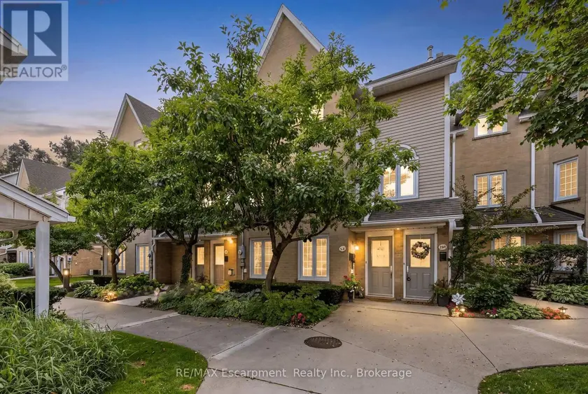 Townhouse at 218 - 2110 CLEAVER AVENUE, Burlington