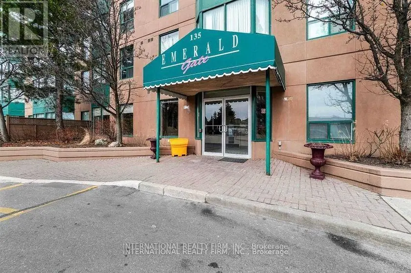 Apartment at 1010 - 135 HILLCREST AVENUE, Mississauga