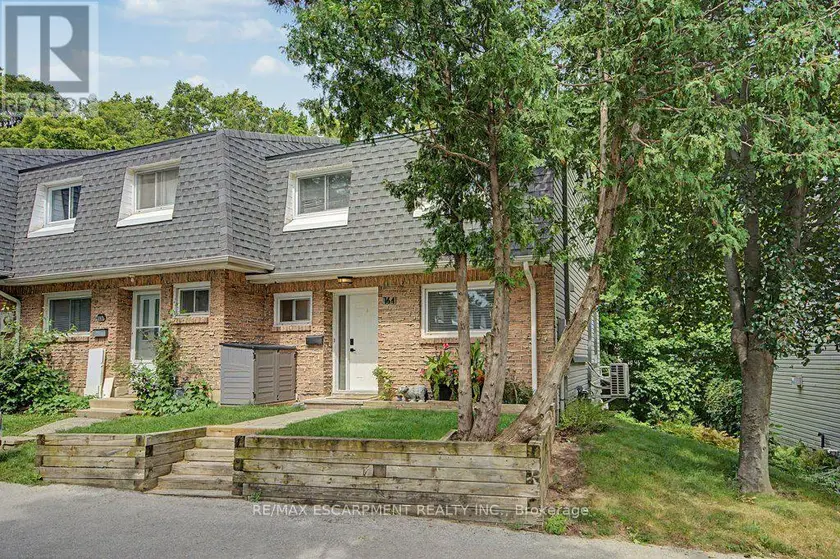 Townhouse at 164 - 2050 UPPER MIDDLE ROAD, Burlington