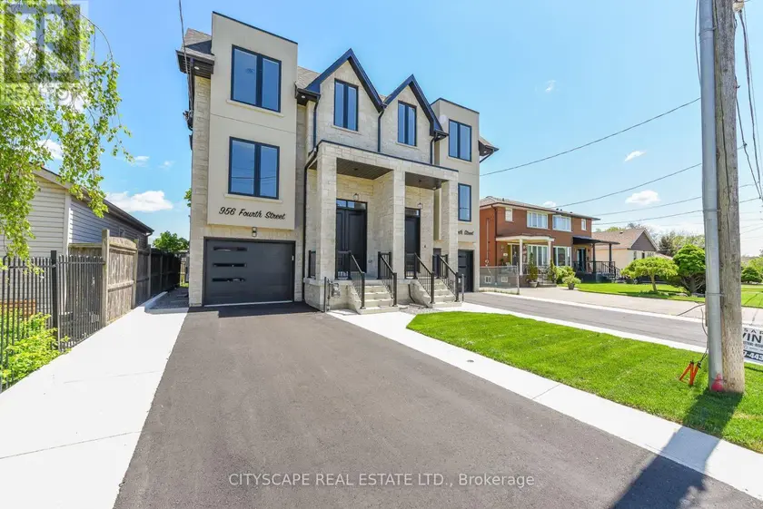 Semi-Detached/Link at 956 FOURTH STREET, Mississauga
