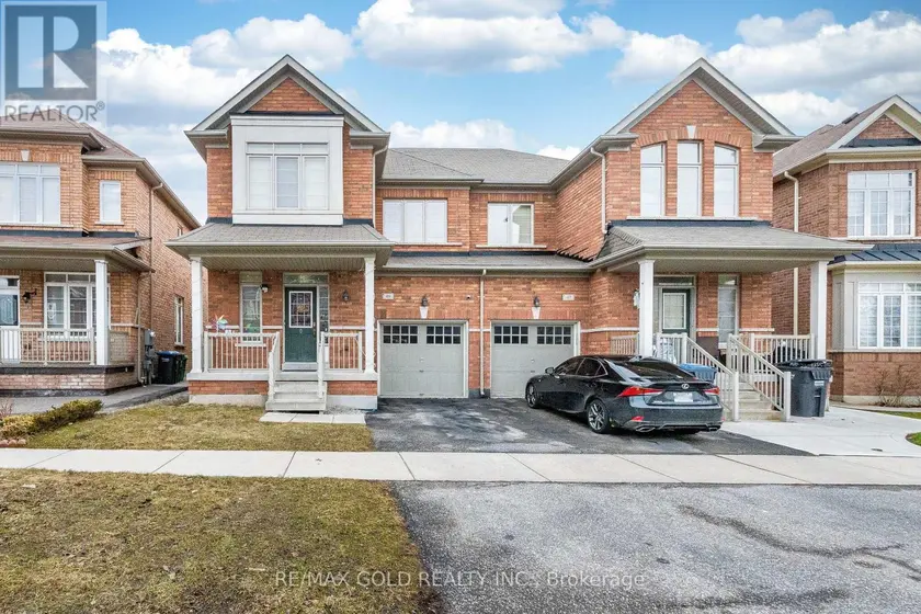 Semi-Detached/Link at 49 BABY POINTE TRAIL, Brampton
