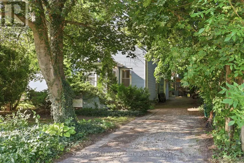 Detached at 152 COMMERCIAL STREET, Milton