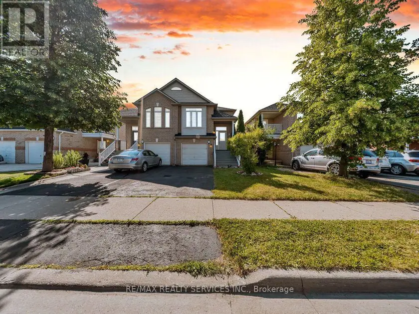 Semi-Detached/Link at 101 RIVER ROCK CRESCENT, Brampton