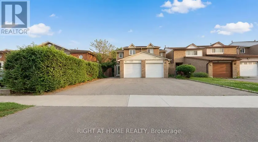 Semi-Detached/Link at 35 CHALFIELD LANE, Mississauga