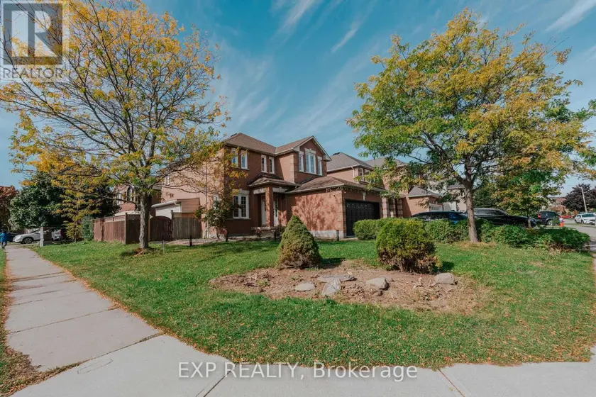 Detached at UPPER - 206 DRINKWATER ROAD, Brampton