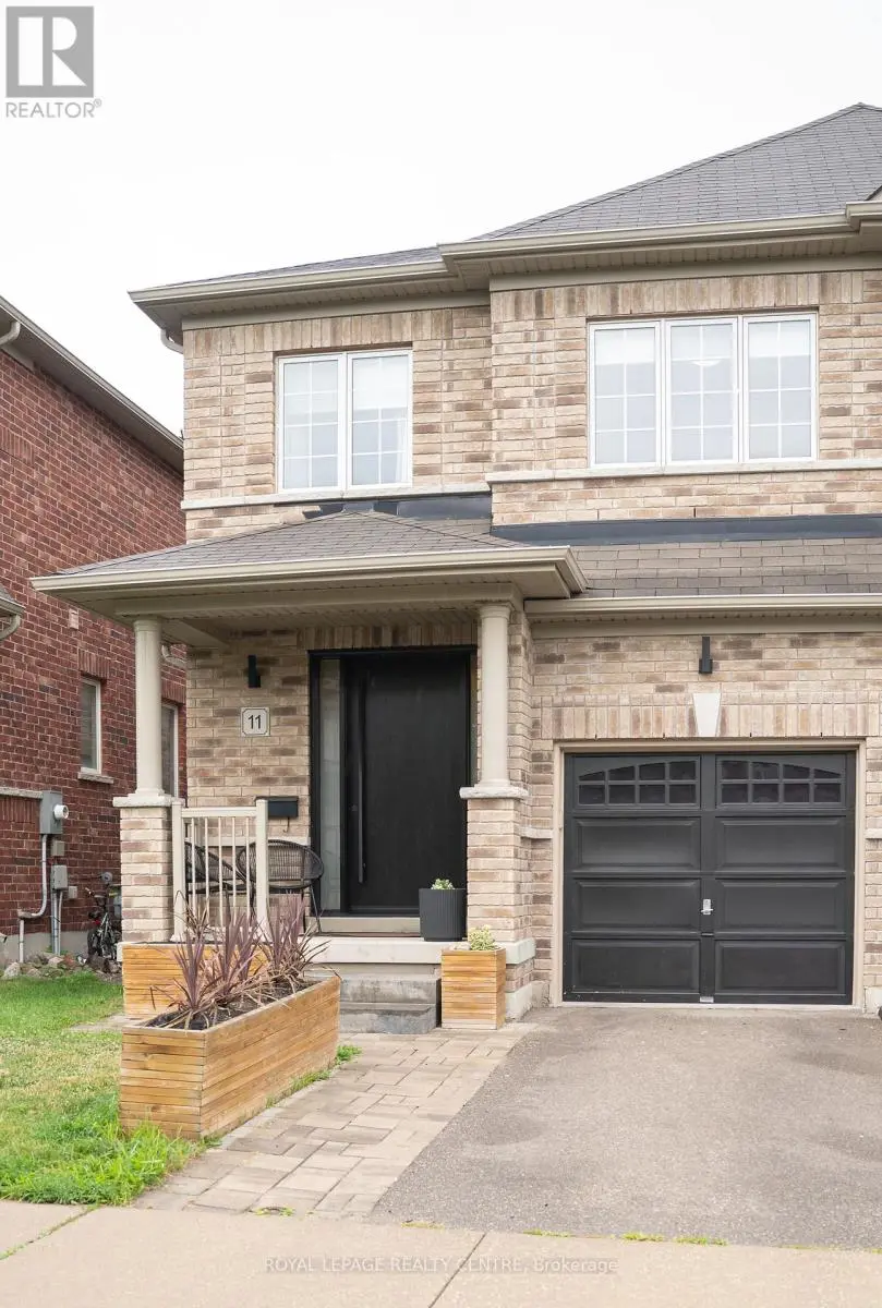 Semi-Detached/Link at 11 FALLING LEAF DRIVE, Caledon