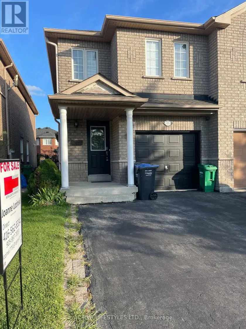 Semi-Detached/Link at 7647 DOVERWOOD DRIVE, Mississauga