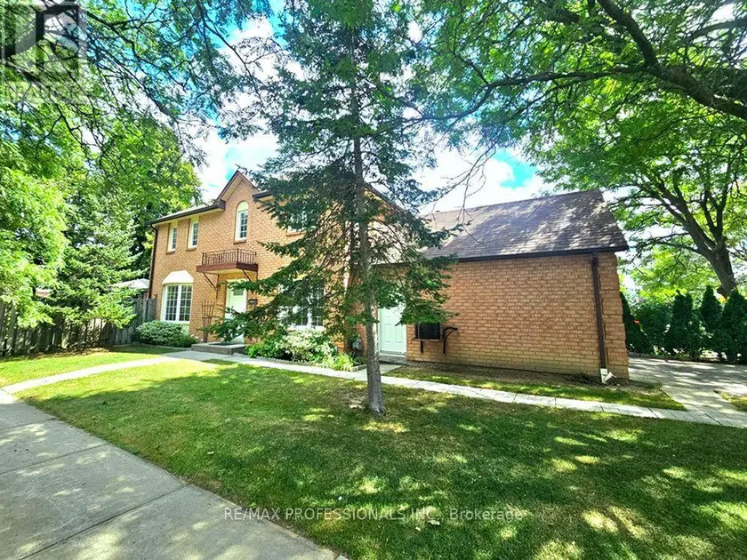 Townhouse at 1 - 500 SILVERTHORNE CRESCENT, Mississauga