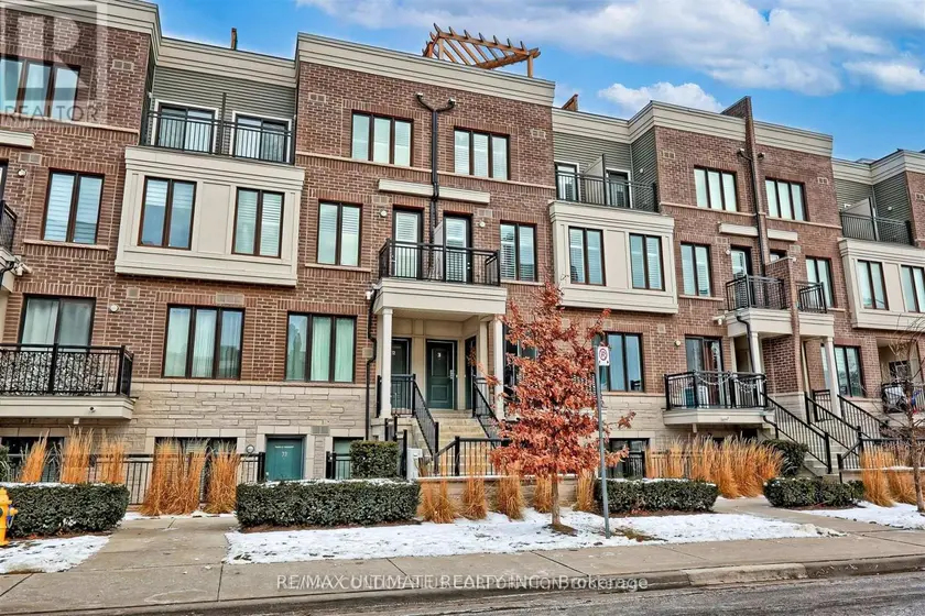 Townhouse at 31 - 70 EASTWOOD PARK GARDENS, Toronto