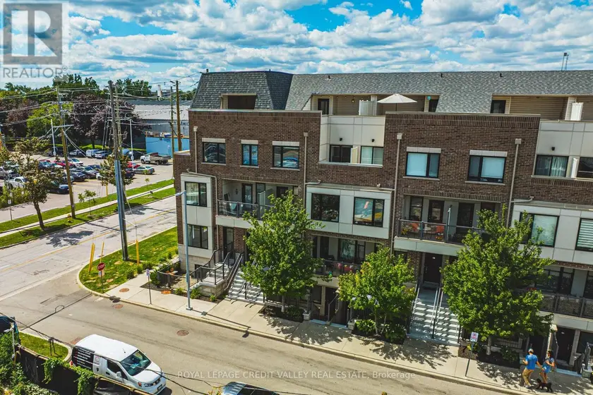 Townhouse at 505 - 10 DRUMMOND STREET, Toronto