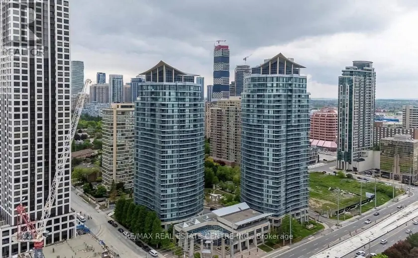Apartment at 1010 - 33 ELM DRIVE E, Mississauga